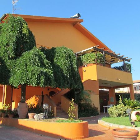 Casa Vacanze Villa Carmela Porto Torres Exterior photo