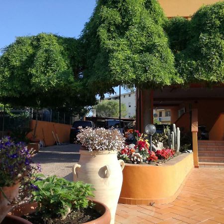 Casa Vacanze Villa Carmela Porto Torres Exterior photo